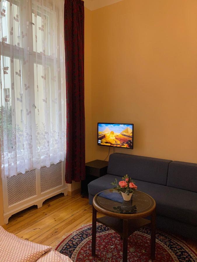 Hotel Gunia Берлин Экстерьер фото