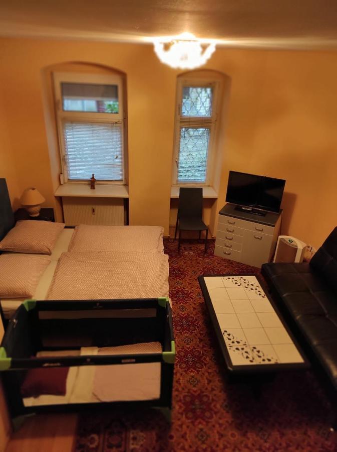 Hotel Gunia Берлин Экстерьер фото